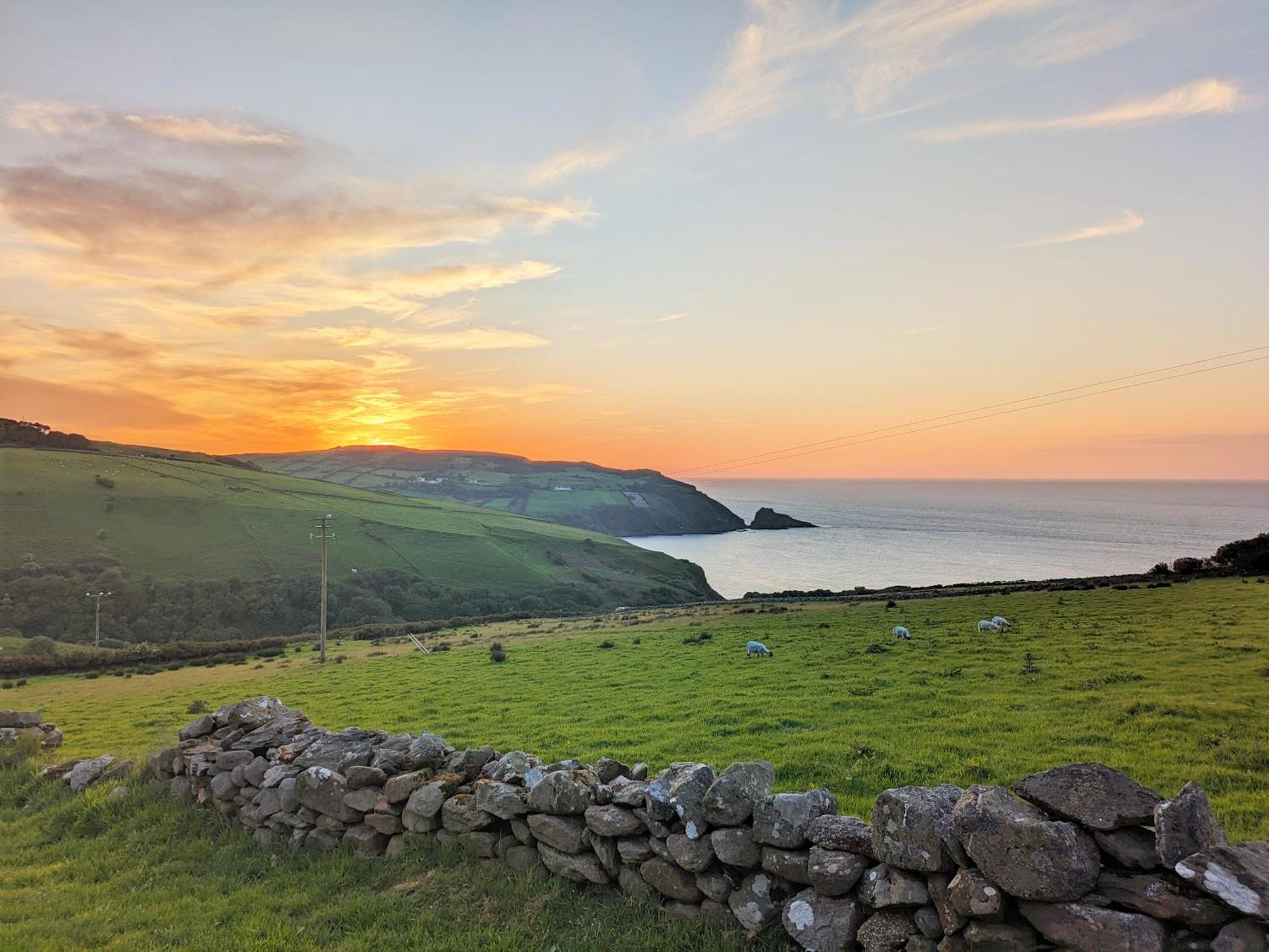 Wild Atlantic View Inishowen Грийнкасъл Екстериор снимка
